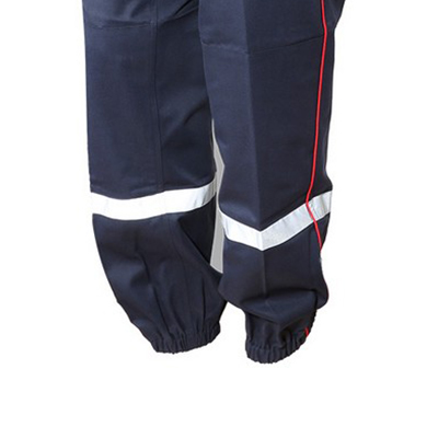 piernas de pantalones de bombero
