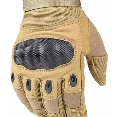 Guantes tácticos de protección de carcasa dura de carbono.