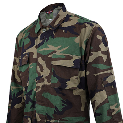 Uniforme del ejército BDU Bolsillos en el pecho