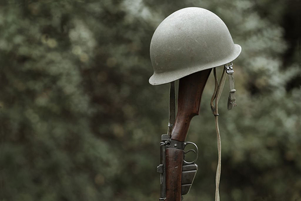 fabricantes de cascos militares