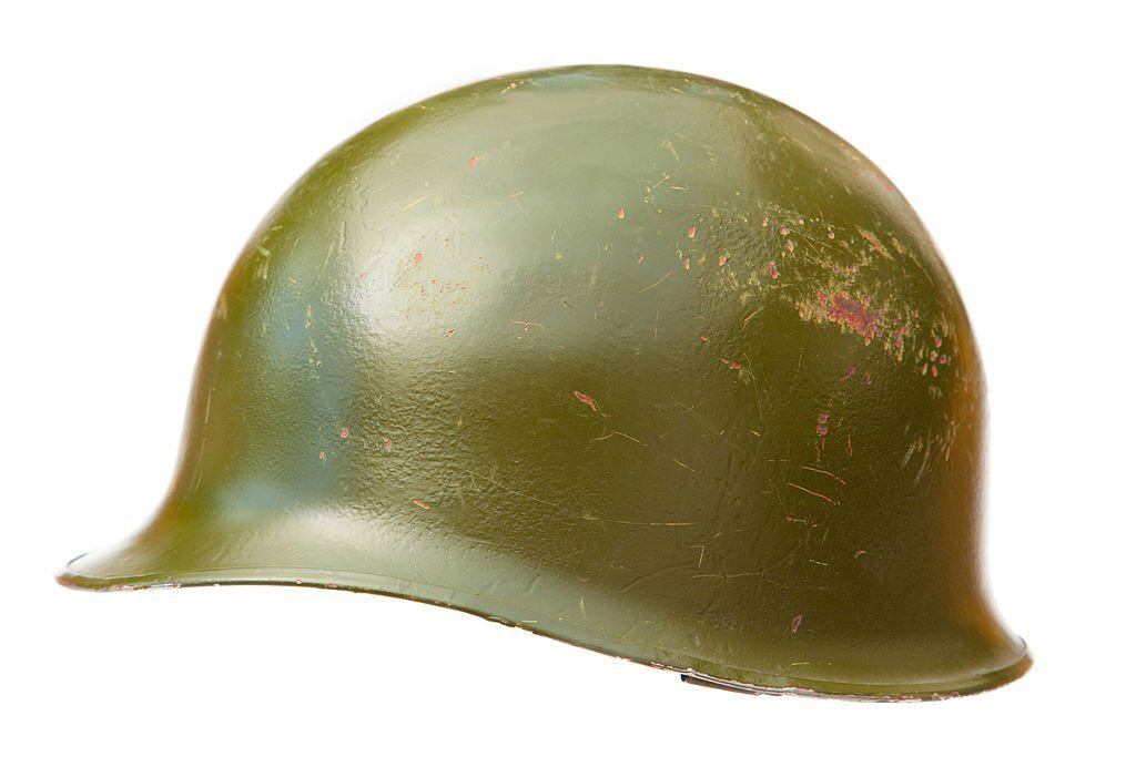 excedente de casco militar